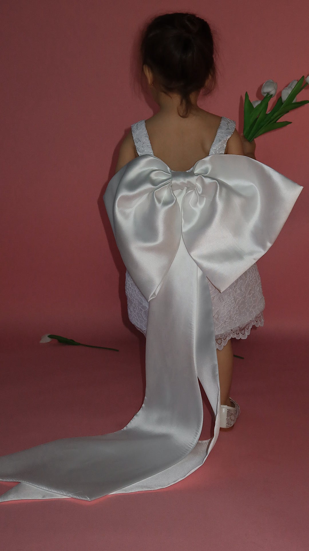 "Lacy Bow"
