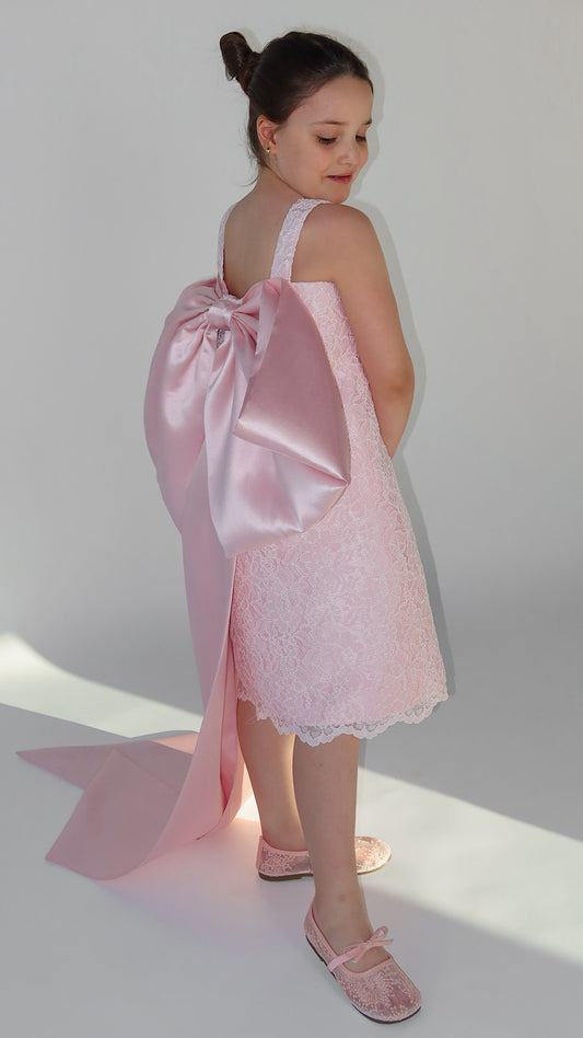 "Lacy Bow"